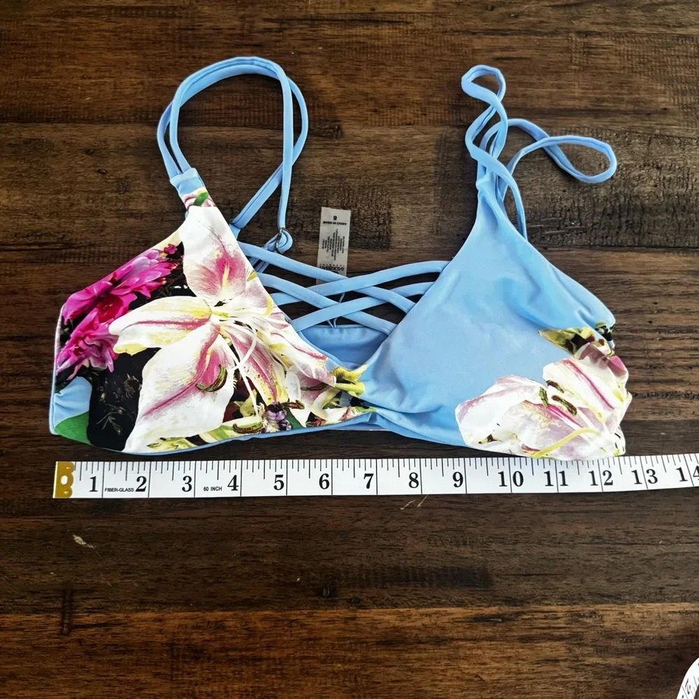 EUC TiniBikini Blue Floral Lace-Up‎ Bikini Top Size Small